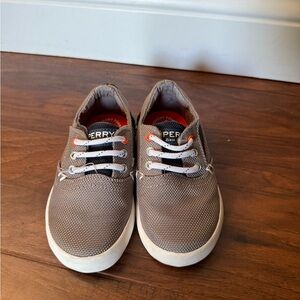 SPERRY kids Bodie washable Gray Casual/Dress Sneakers-Size 8